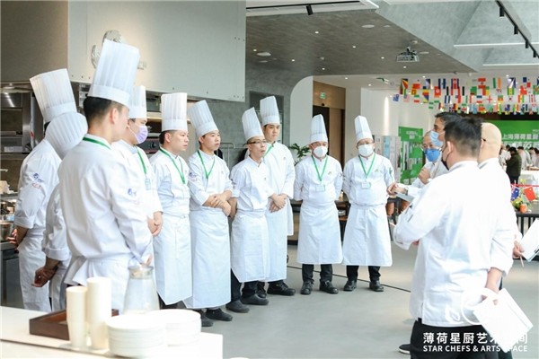 群英聚首巅峰对决,亚洲青年名厨在薄荷星厨艺术空间上演了一场巅峰对决